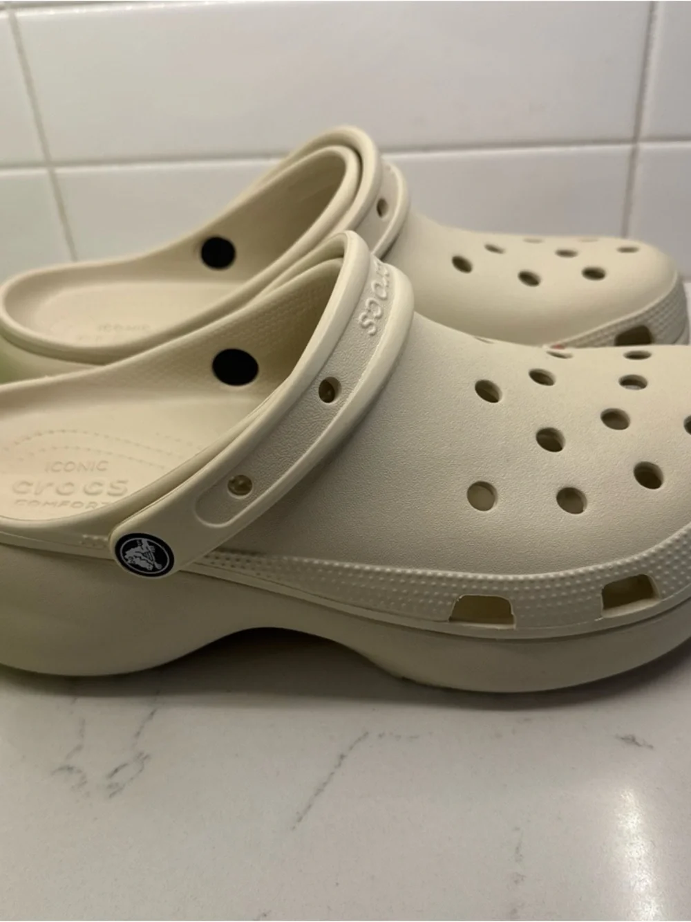 CROCS Platform Clog in Light Beige Shoes
